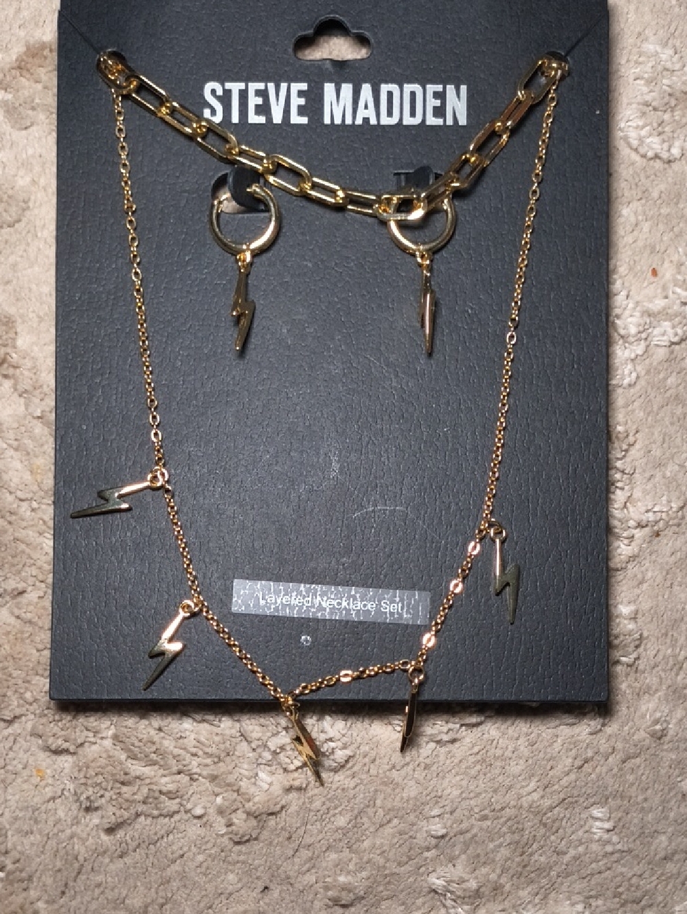 Steve Madden Gold Lightning Bolt Necklace And earing Set N19